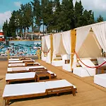 Resort Rox 5*