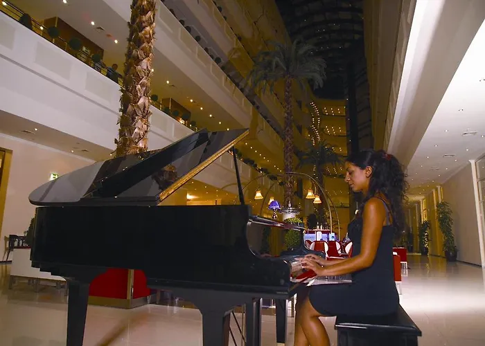 Rox 度假村 凯梅尔