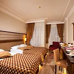 Resort Rox 5*