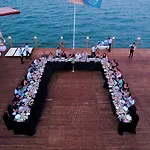 Rox Resort 5*